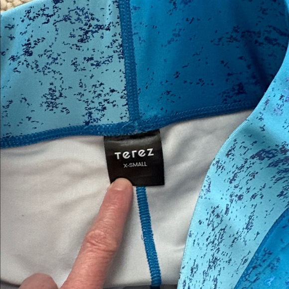 Terez Shimmering Coral and Blue Leggings - Picture 2 of 3